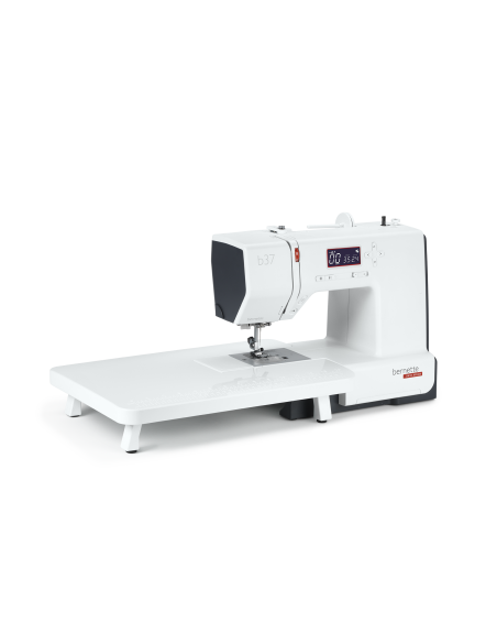 Machine à coudre Bernette B37