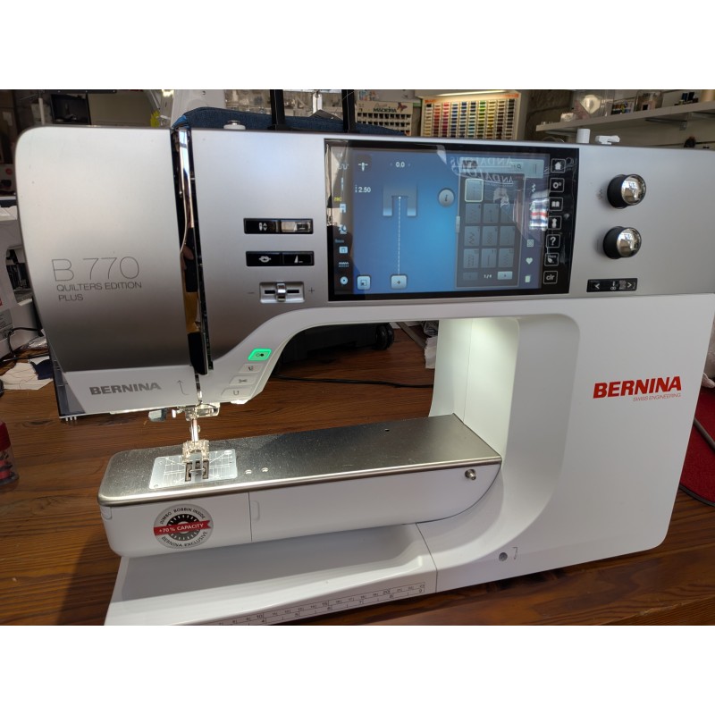 Machine à coudre BERNINA 770QE PLUS