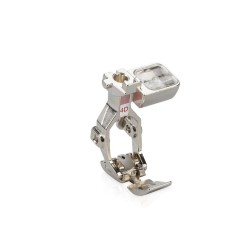 BERNINA 790 ULTRA : Couture, broderie, quilting