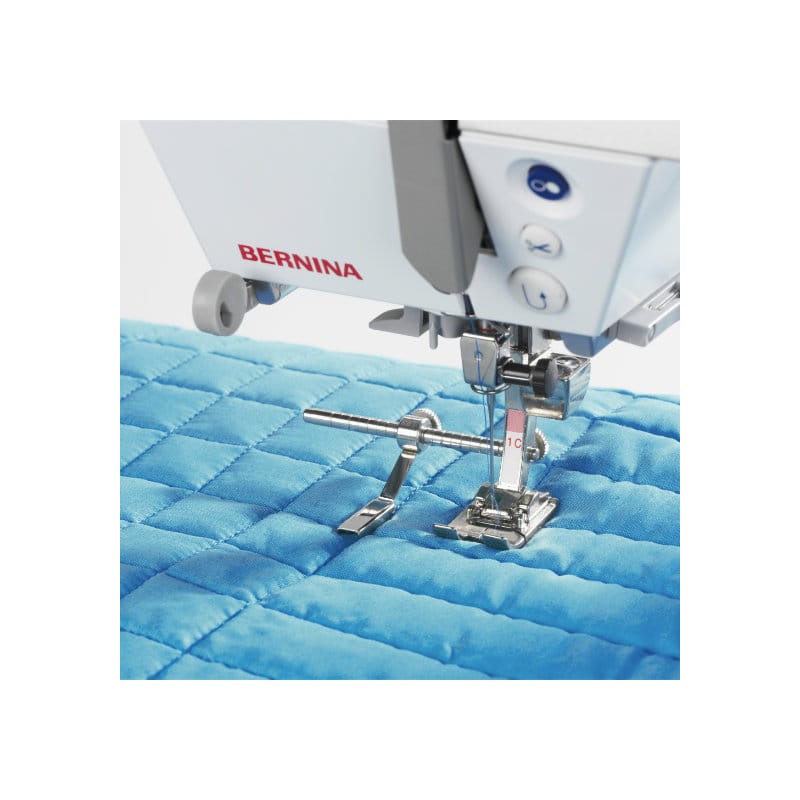 Guide Reglable Bernina (0328557100) – Matelassage & Ourlets Parfaits
