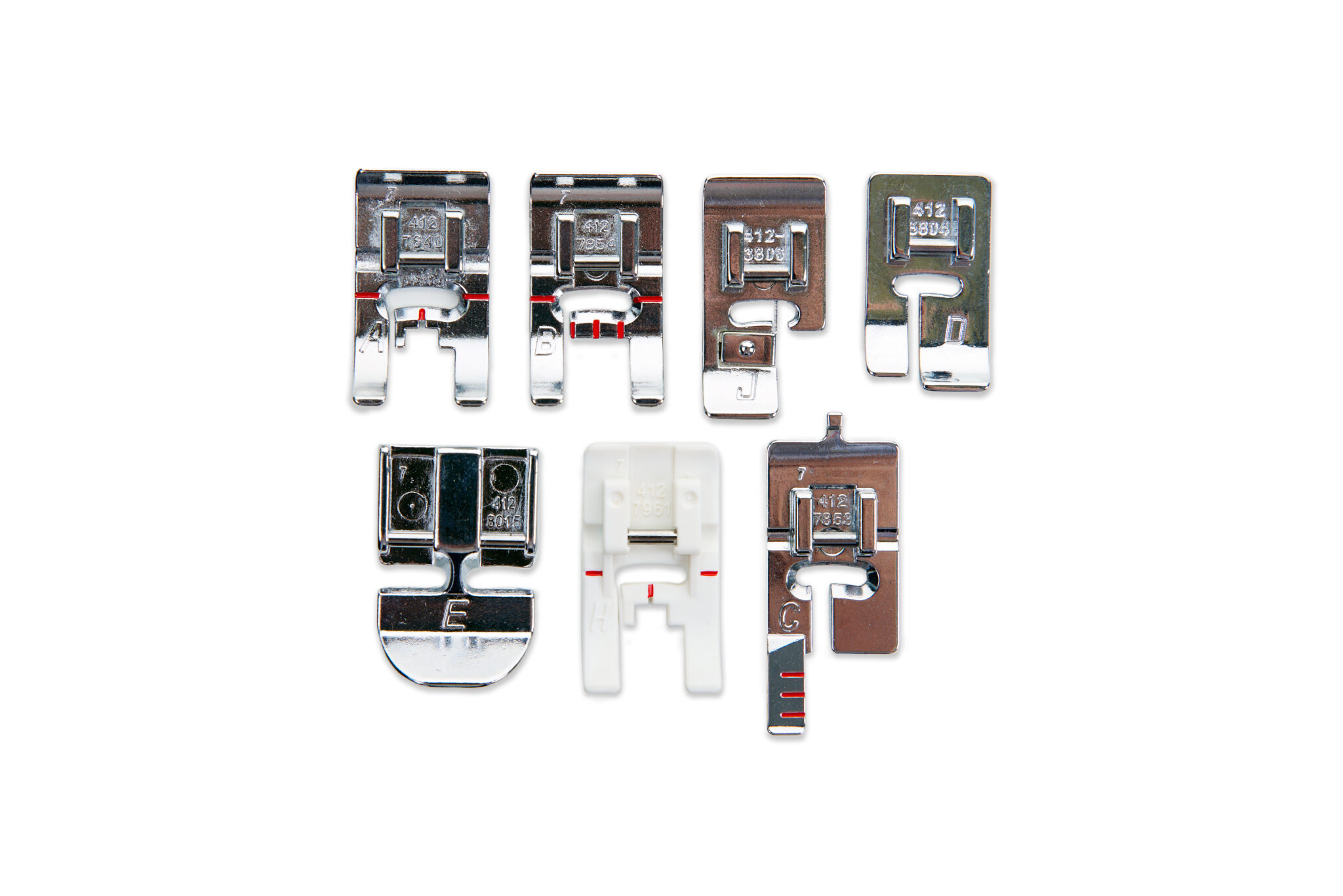 7 pieds-de-biche inclus avec la machine à coudre Onyx15 Husqvarna-Viking